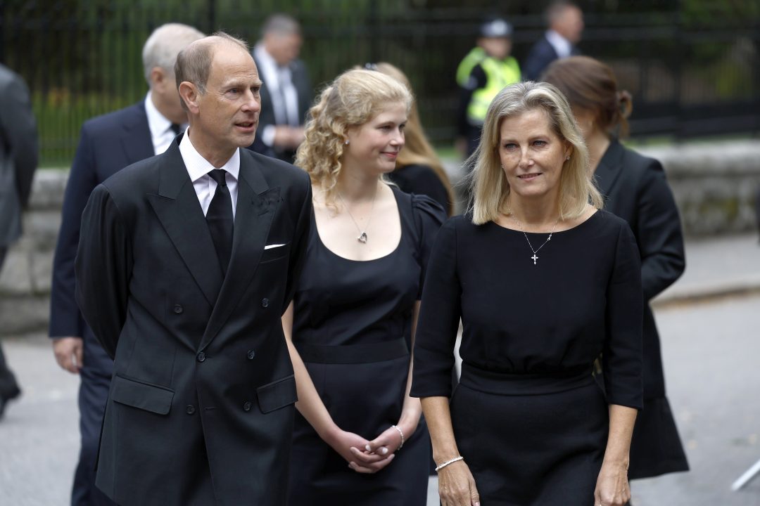 Bid to derecognise ‘illegitimate’ Duke and Duchess of Edinburgh fails at council
