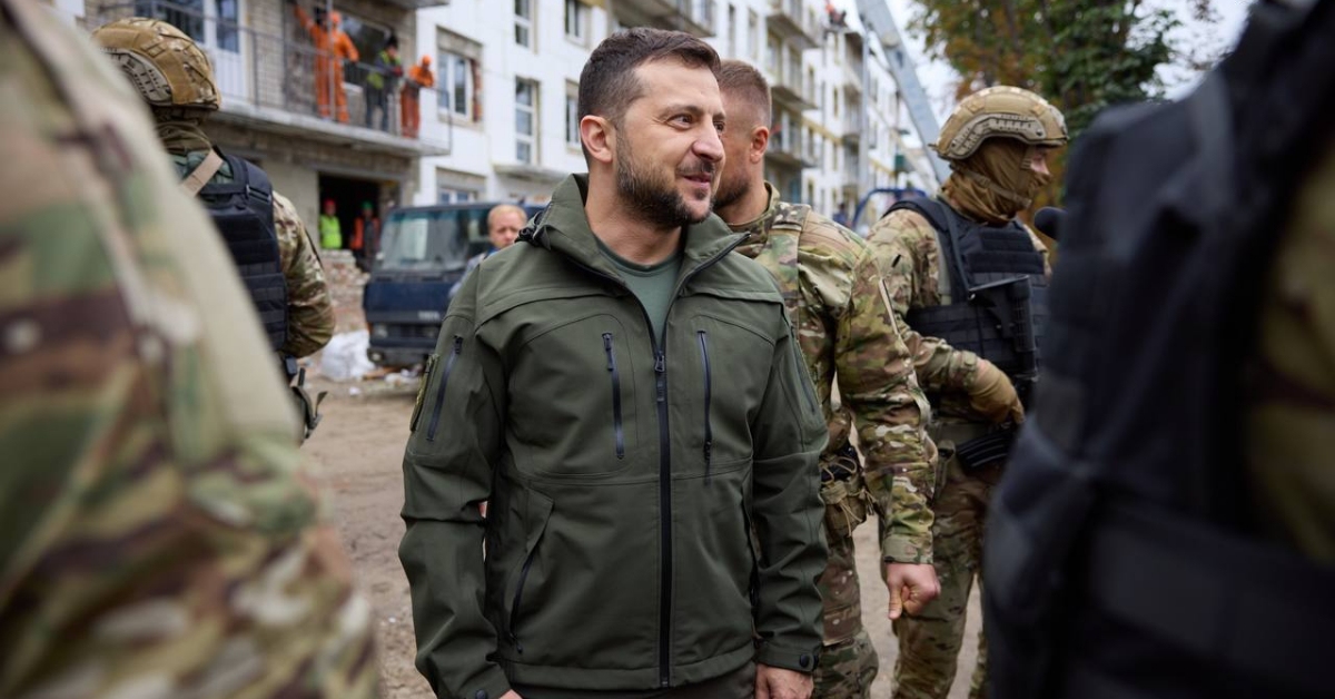 Ukrainian president Volodymyr Zelensky visits UK as Prime Minister Rishi Sunak promises military aid