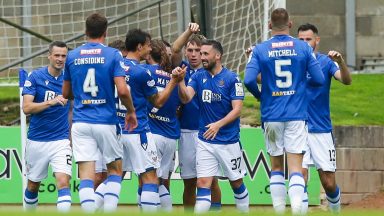 St Johnstone back to winning ways after sweeping St Mirren aside