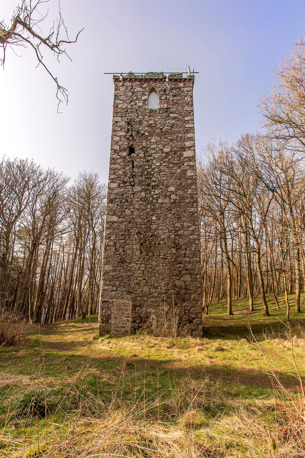 Binnhill Tower: A local landmark