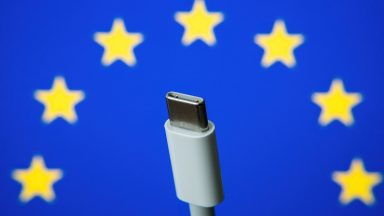 EU makes common charging cable for phones mandatory from 2024