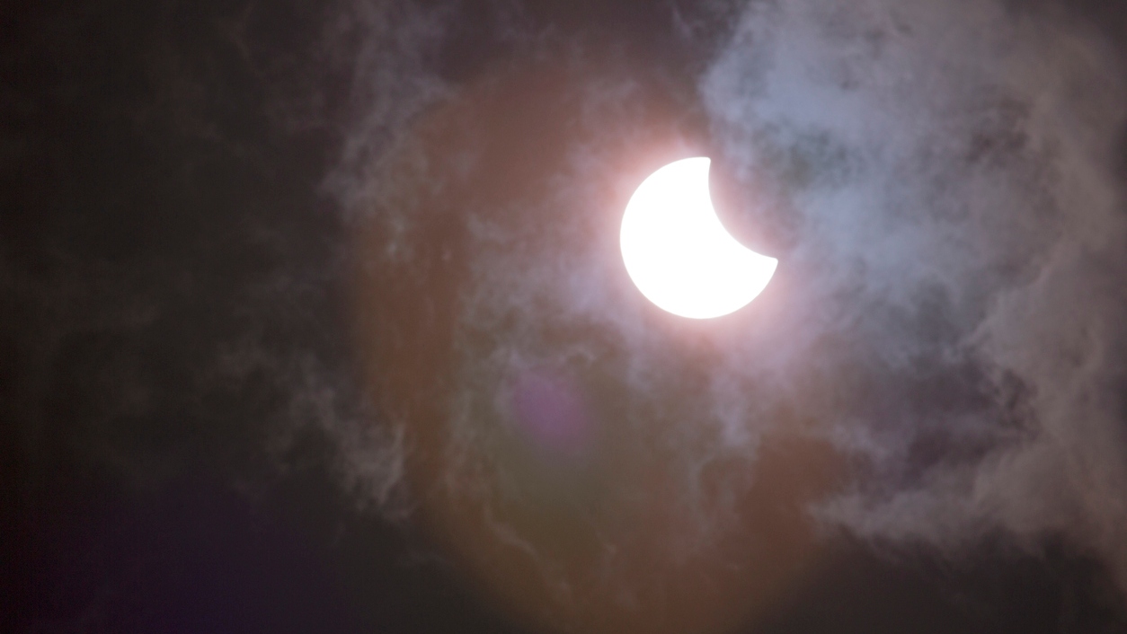 Partial solar eclipse 2022: How to enjoy the phenomenon safely in Scotland this week