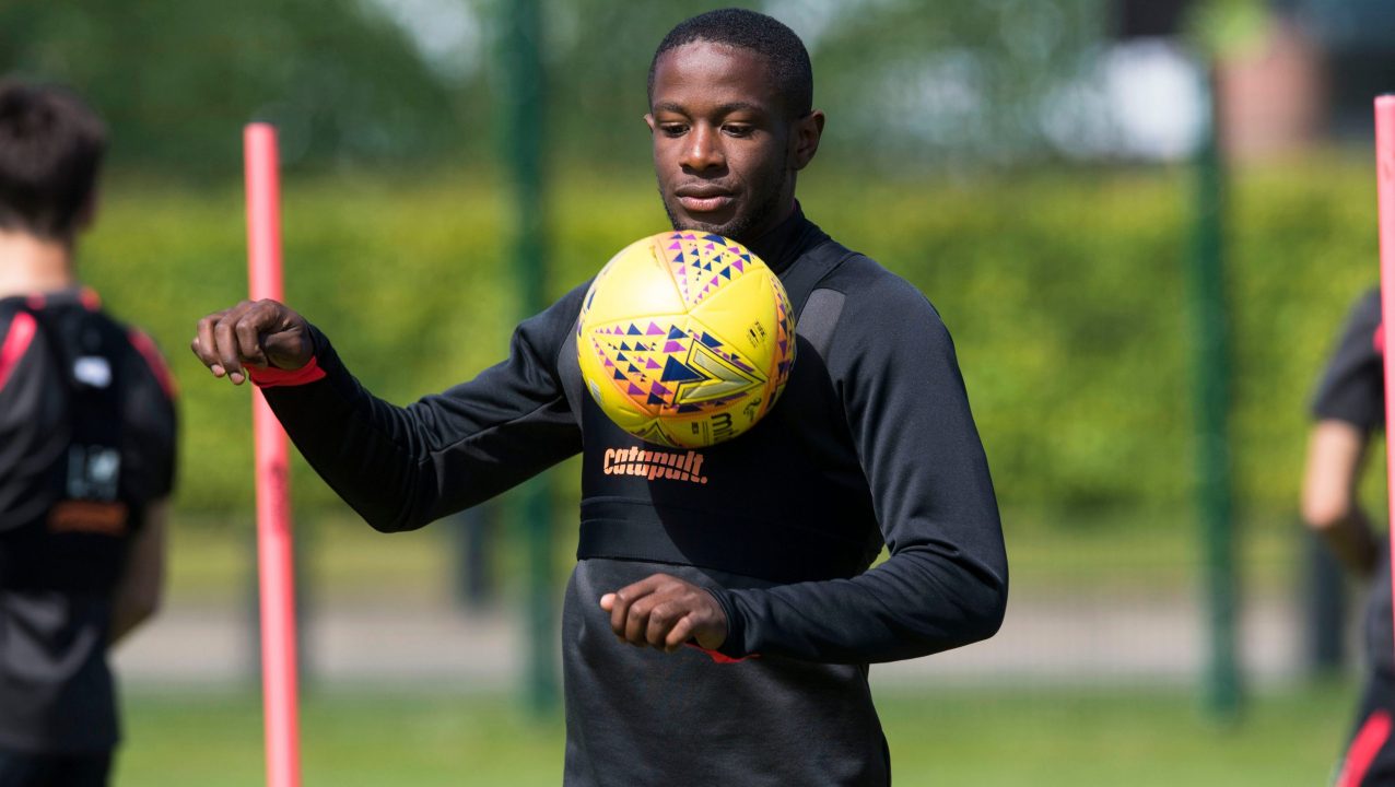 Liam Fox: No risk in giving Arnaud Djoum a chance to win Dundee United deal