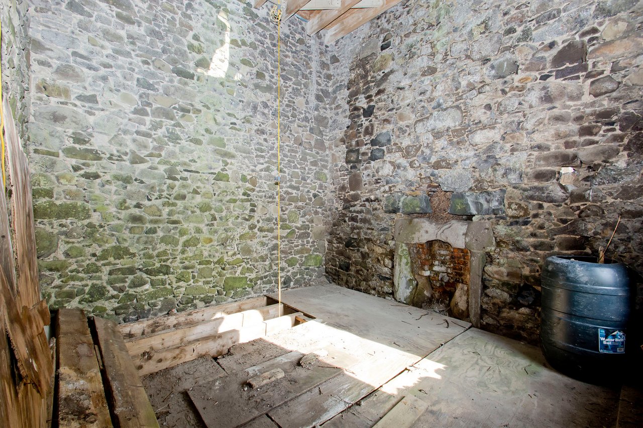 Inside the square Binnhill Tower