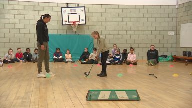 Glasgow primaries first to take part in new golf lessons