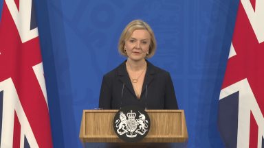 Liz Truss U-turns on promise to scrap corporation tax rise