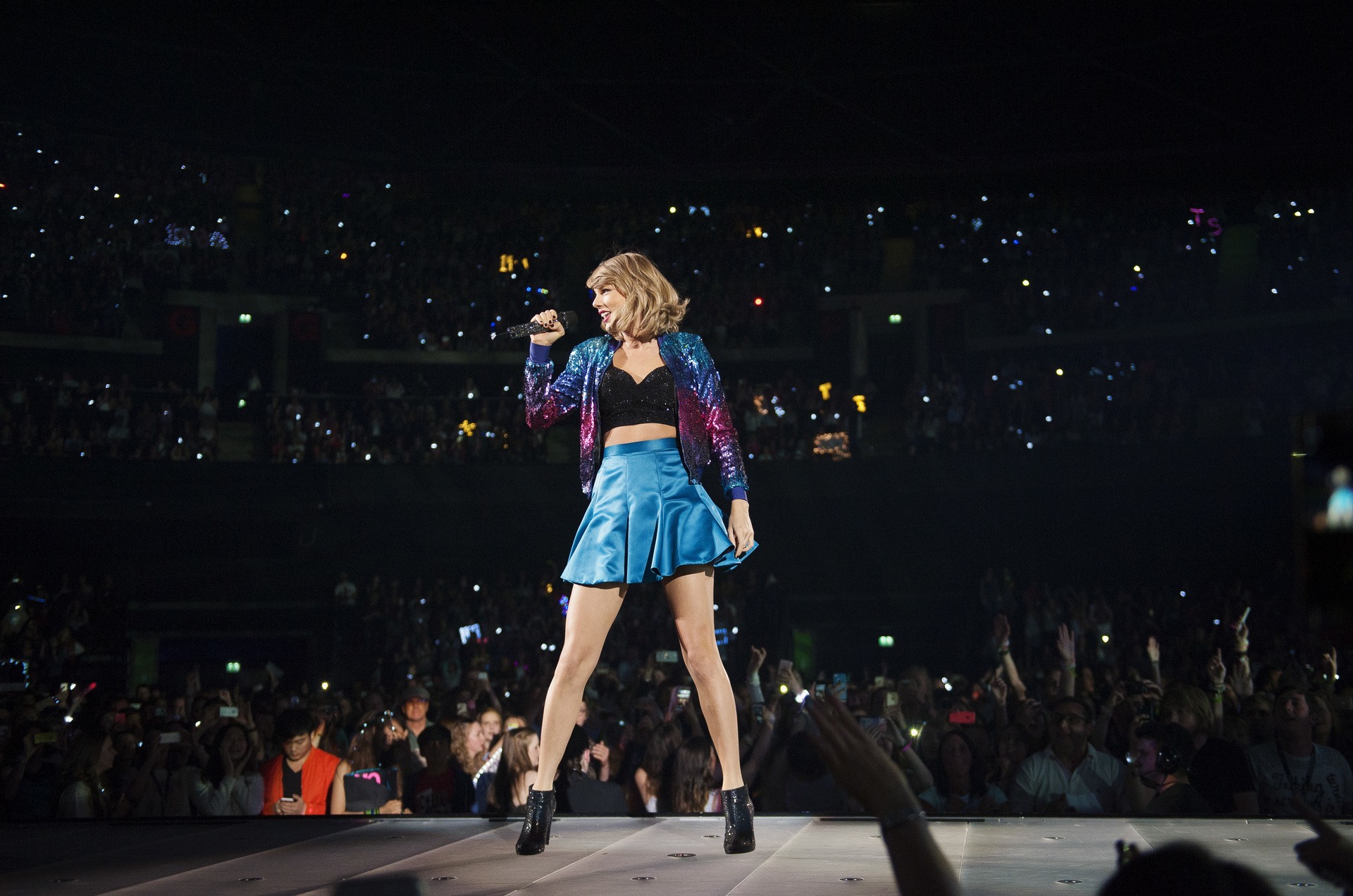 Taylor Swift performs at The SSE Hydro on June 23, 2015 in Glasgow, Scotland. 