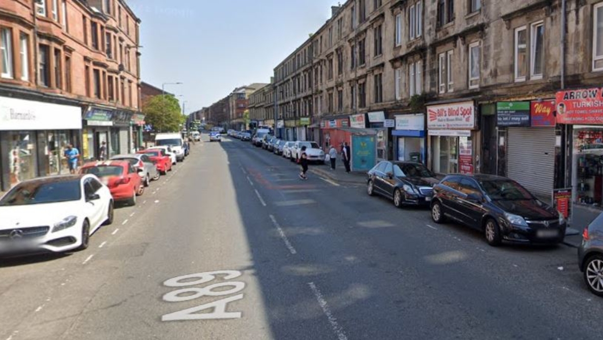 Man taken to hospital after being attacked on Shettleston Road, Glasgow