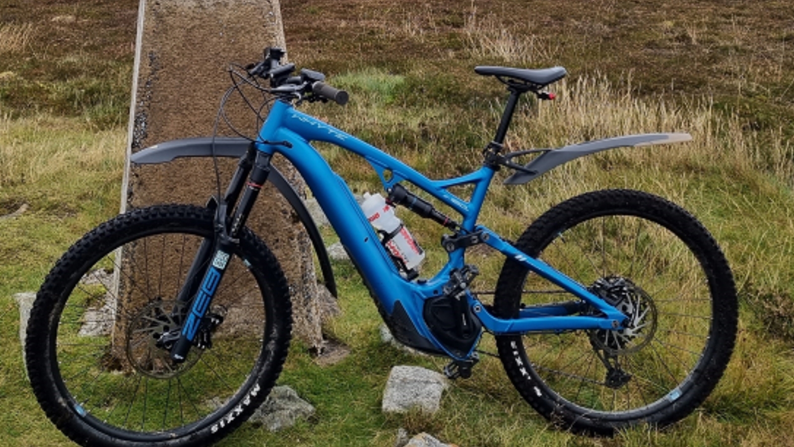 Appeal following theft of e-bikes in Innerleithen 