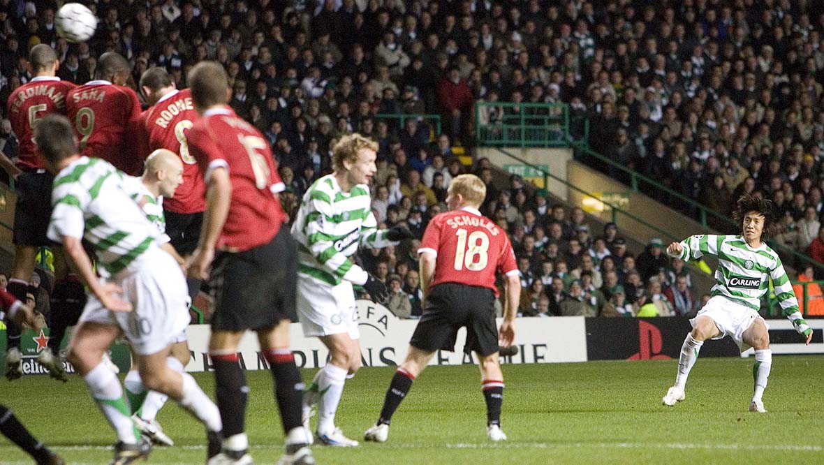 Nakamura sealed 1-0 win with spectacular free-kick.