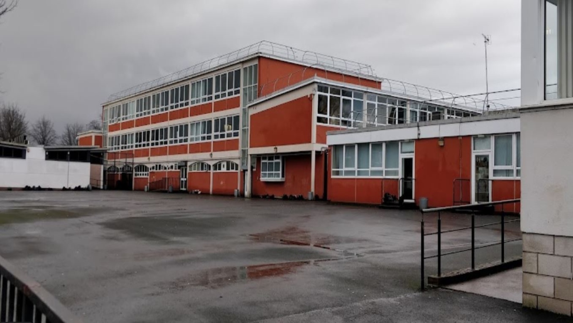 Fire leads to closure of Trinity High School, Renfrew with pupils sent home