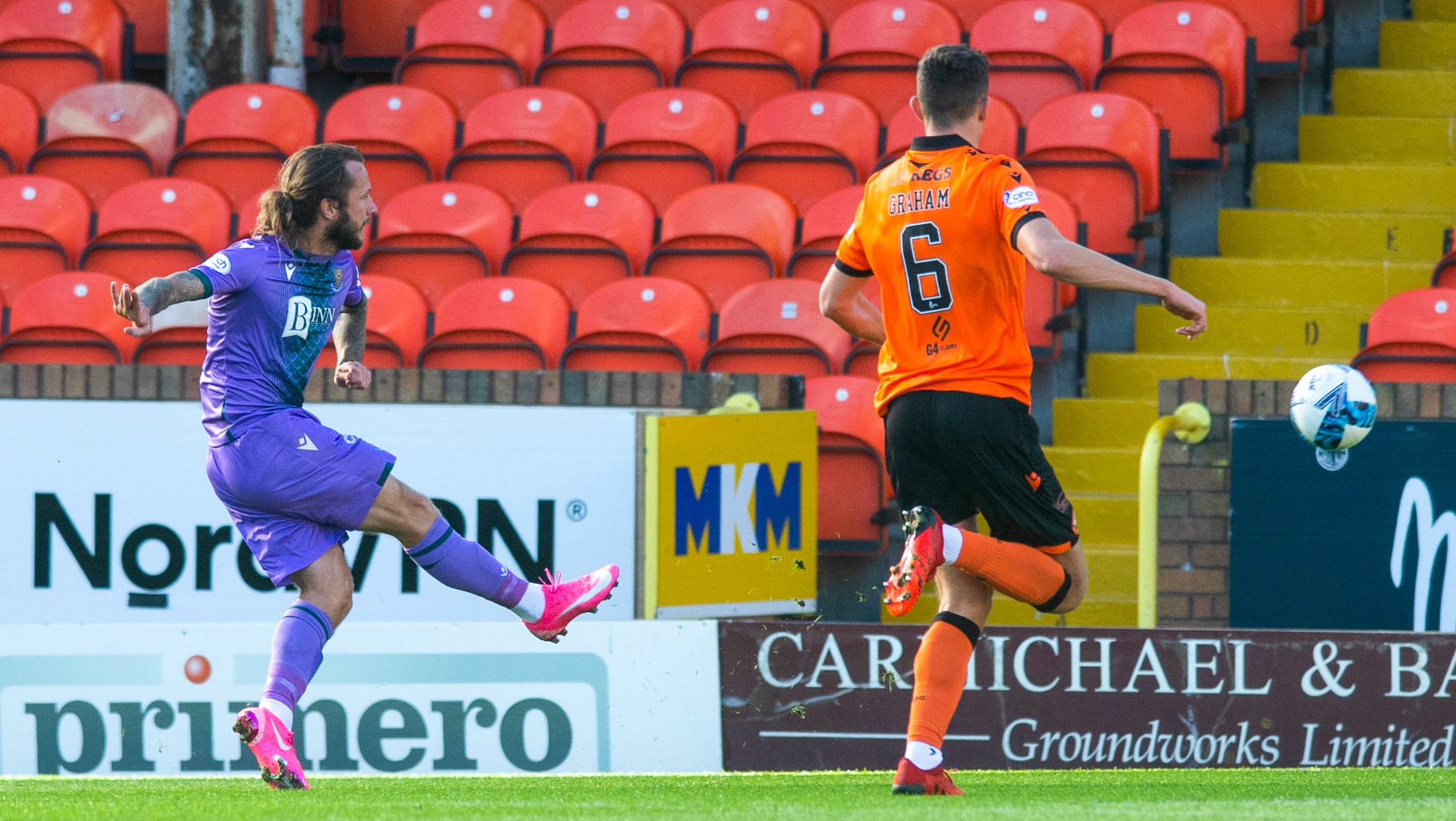 St Johnstone were comfortable winners against Dundee United in October, but the two sides have experienced drastically different runs of form since then. (Photo by Mark Scates / SNS Group)