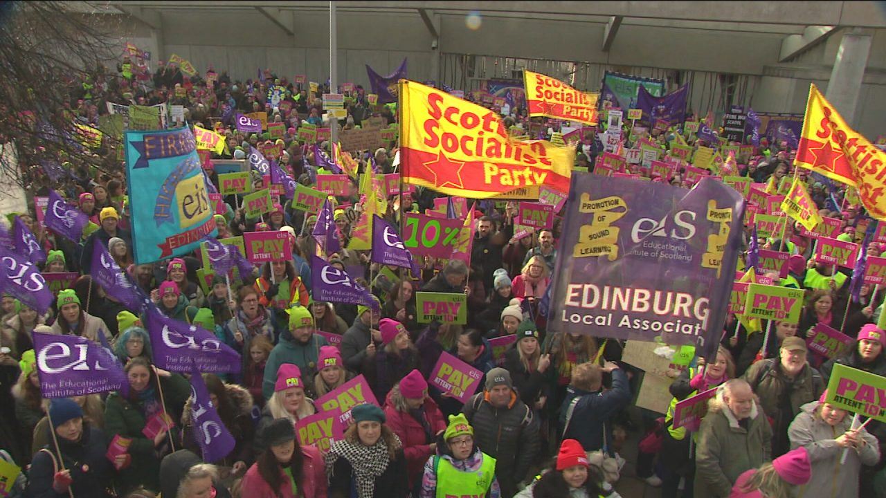 Teacher strikes across Scotland to go ahead after pay offer deadline passes