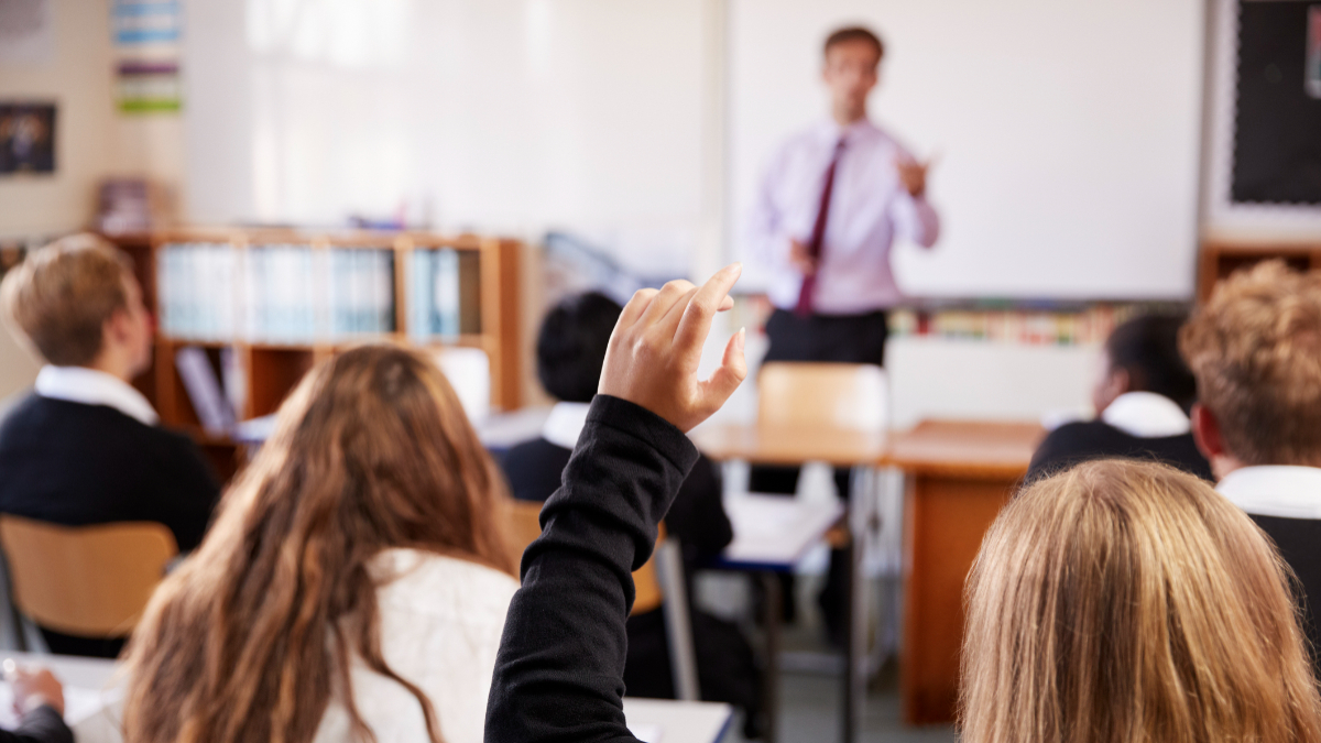 Shetland Islands school staff invited to think about training to become teachers