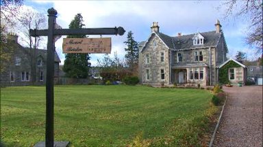 Highland bed and breakfast forced to close to save on energy costs as bookings plummet