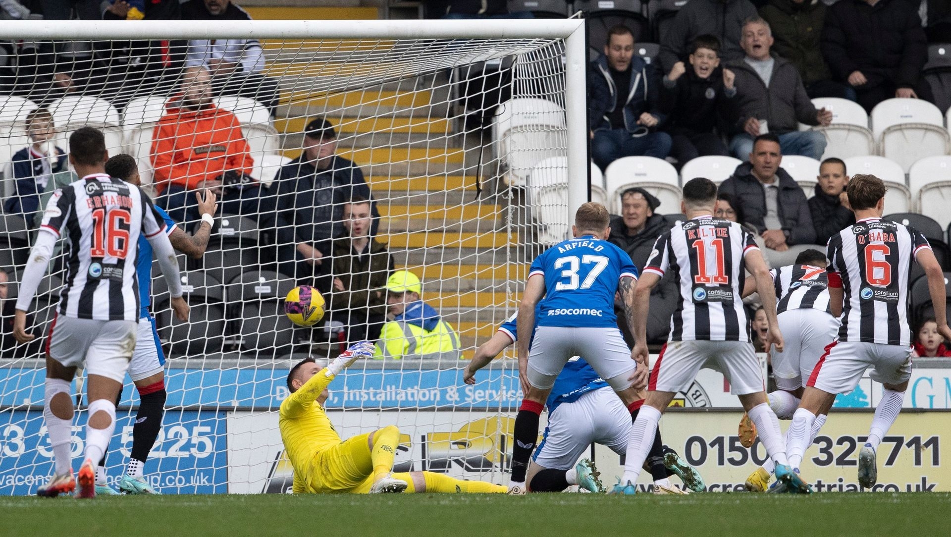 Jonah Ayunga scored to put St Mirren ahead against Rangers. (Photo by SNS Group)