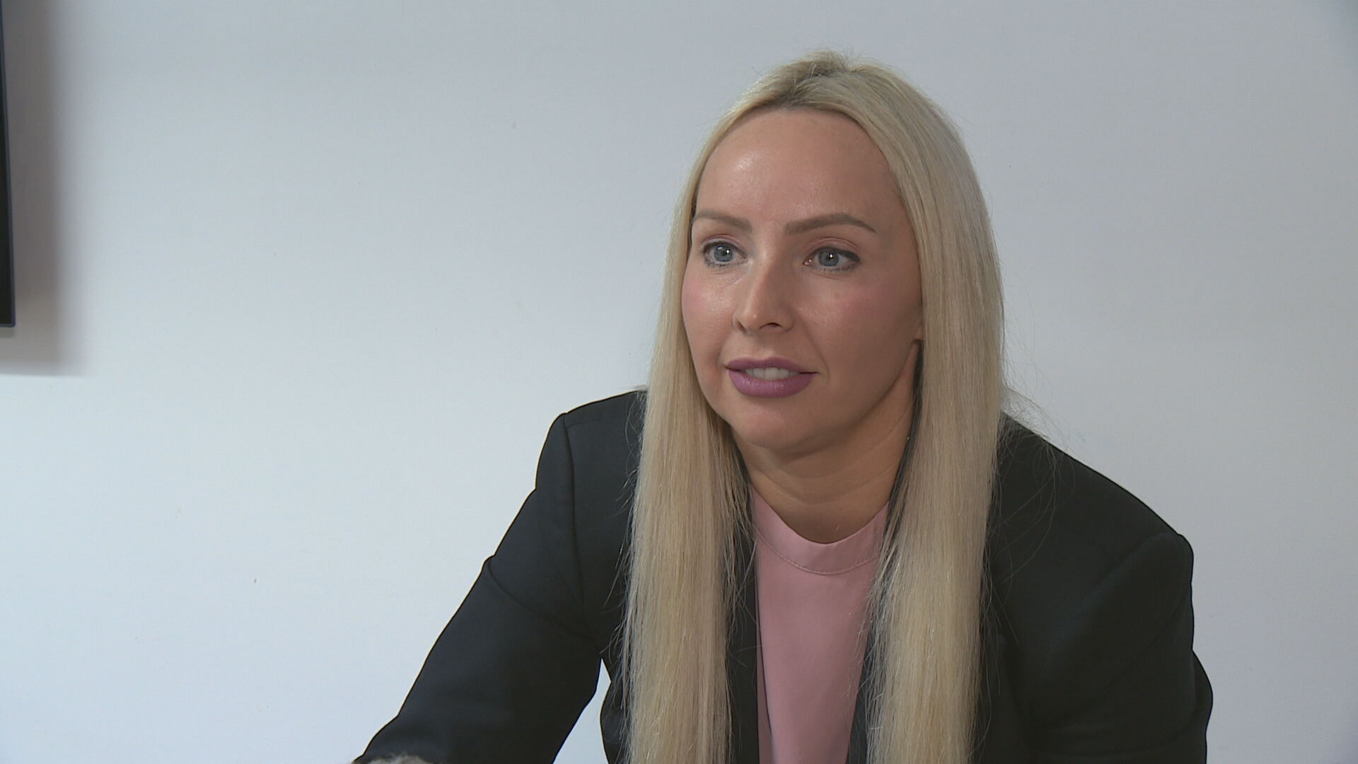 Lynsey said fastmoving rates made it difficult for even brokers to keep up.