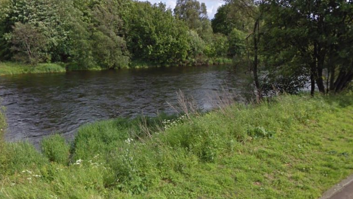 Flood prevention measures to be installed in Dumbarton after £500,000 funding boost approved