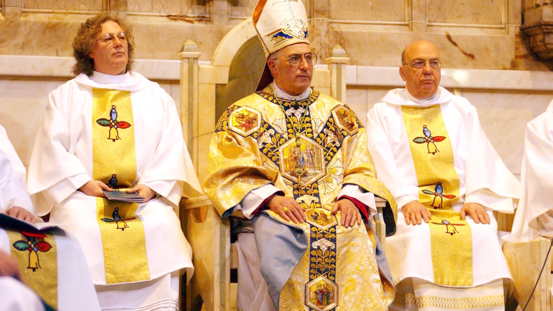 Archbishop Mario Conti at the mass to mark his installation in Glasgow in 2002