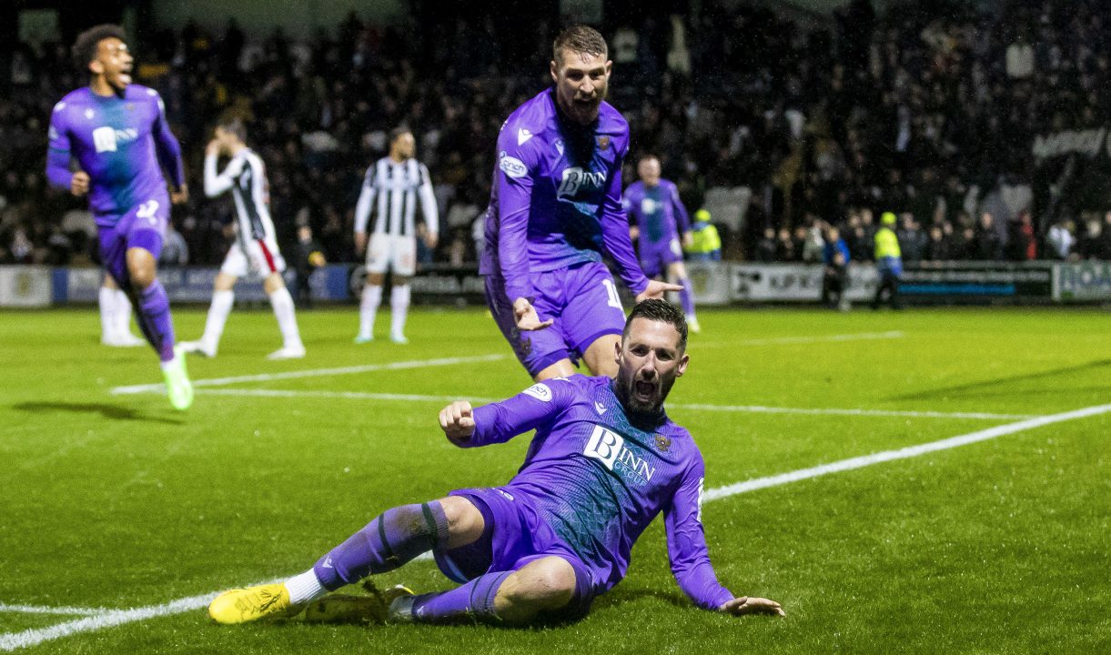 Nicky Clark produces moment of magic to earn St Johnstone Premiership point at St Mirren