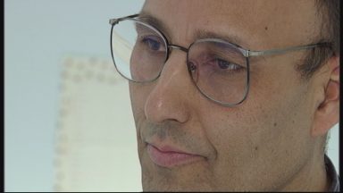 Disgraced surgeon Sam Eljamel lied on CV and continued to train students, inquiry hears