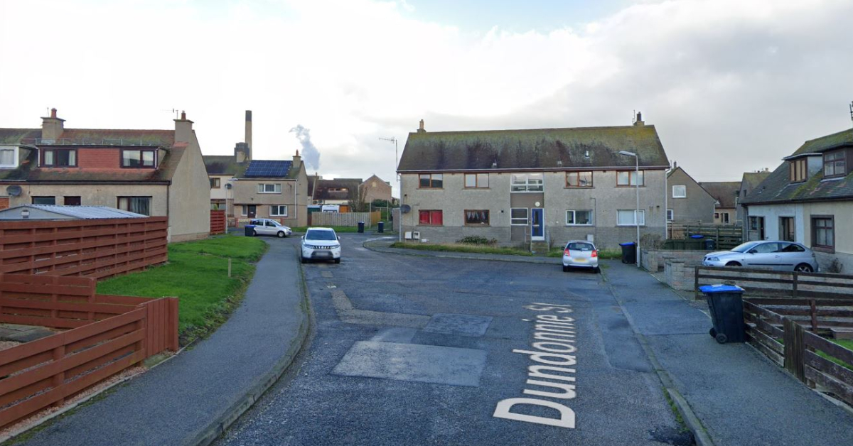 Delivery driver ‘shaken’ after three men attempt to commit robbery