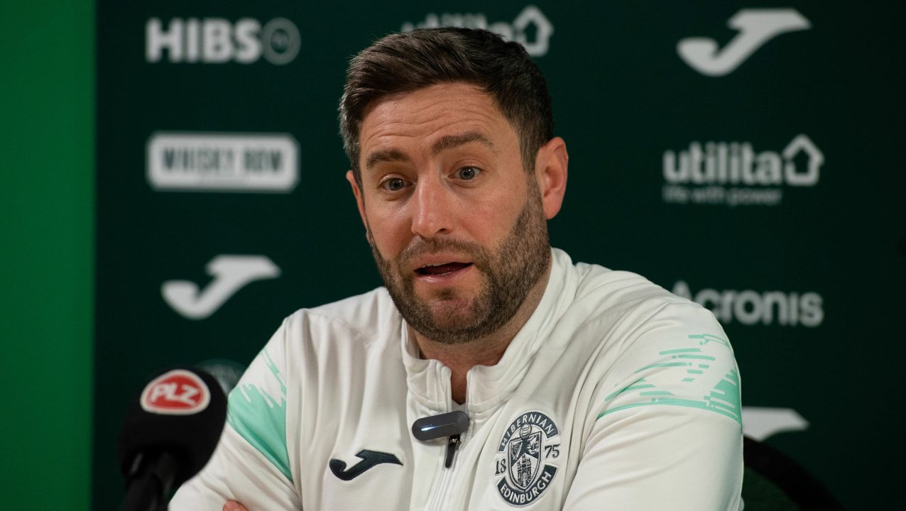 Lee Johnson won’t let criticism distract him from turning around Hibs’ fortunes