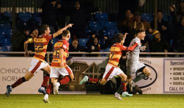 Watch as Partick Thistle goalkeeper Jamie Sneddon scores late equaliser against Cove Rangers