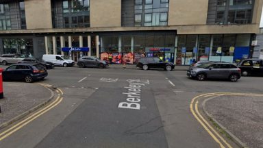 Two men taken to hospital following serious assault on Argyle Street in Finnieston, Glasgow