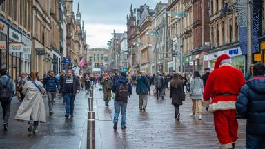 Walking set to be ‘best way to get around’ Glasgow city centre, new transport plan says