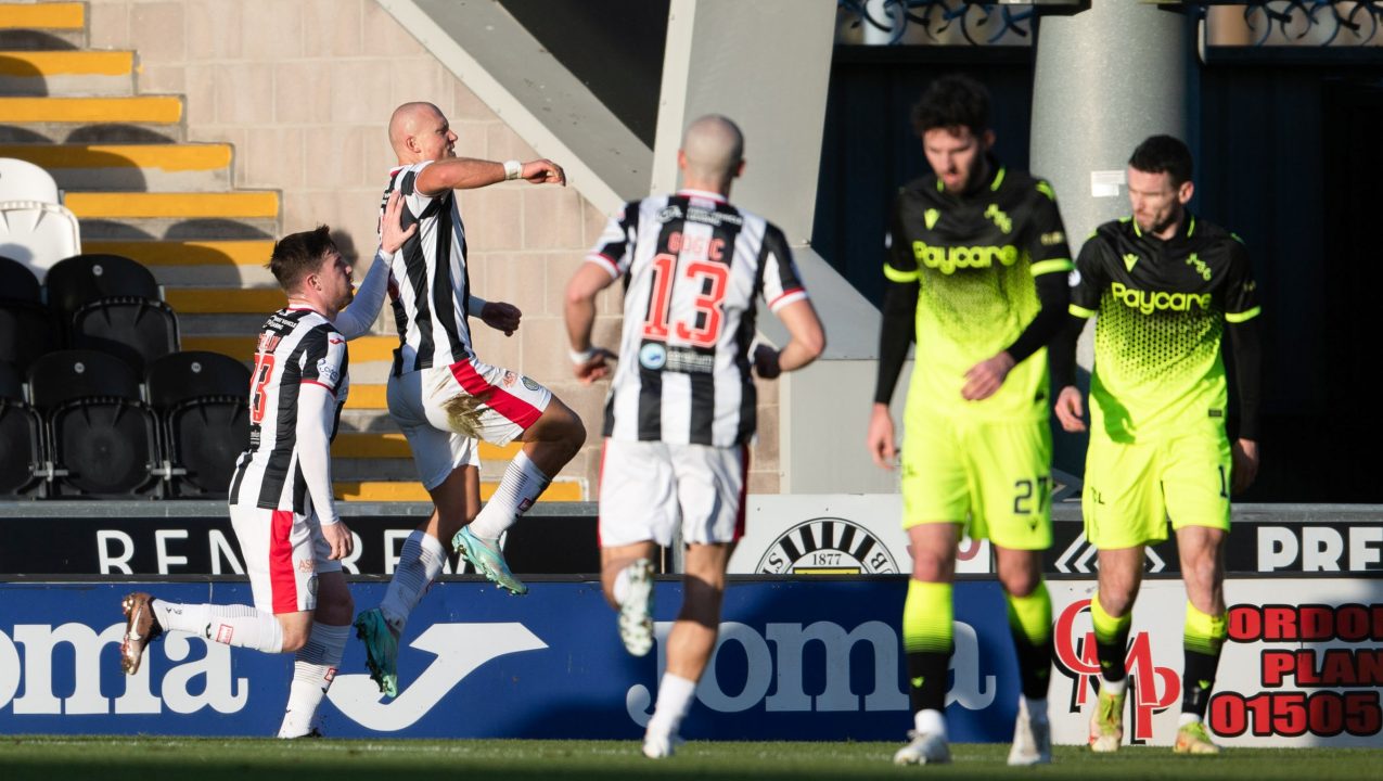 Curtis Main fires St Mirren into top six with winner against old club Motherwell