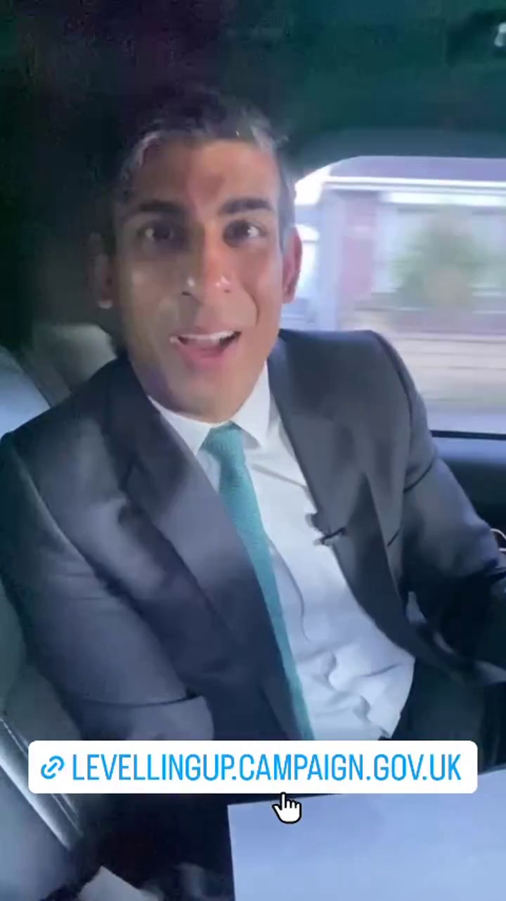 No belt could be seen on the Prime Minister's shoulder in the clip filmed inside a moving vehicle to promote his levelling-up funding announcement.

