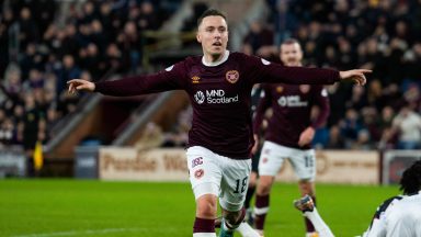 Barrie McKay strikes to earn Hearts 1-0 win over St Mirren