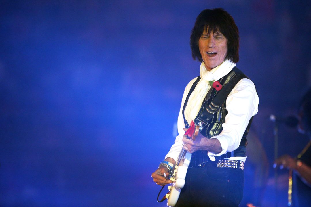 Paul McCartney shares unreleased collaboration with Jeff Beck recorded in 1994