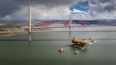 Inverness and the Cromarty Firth and areas around River Forth awarded green freeport status, Sunak announces
