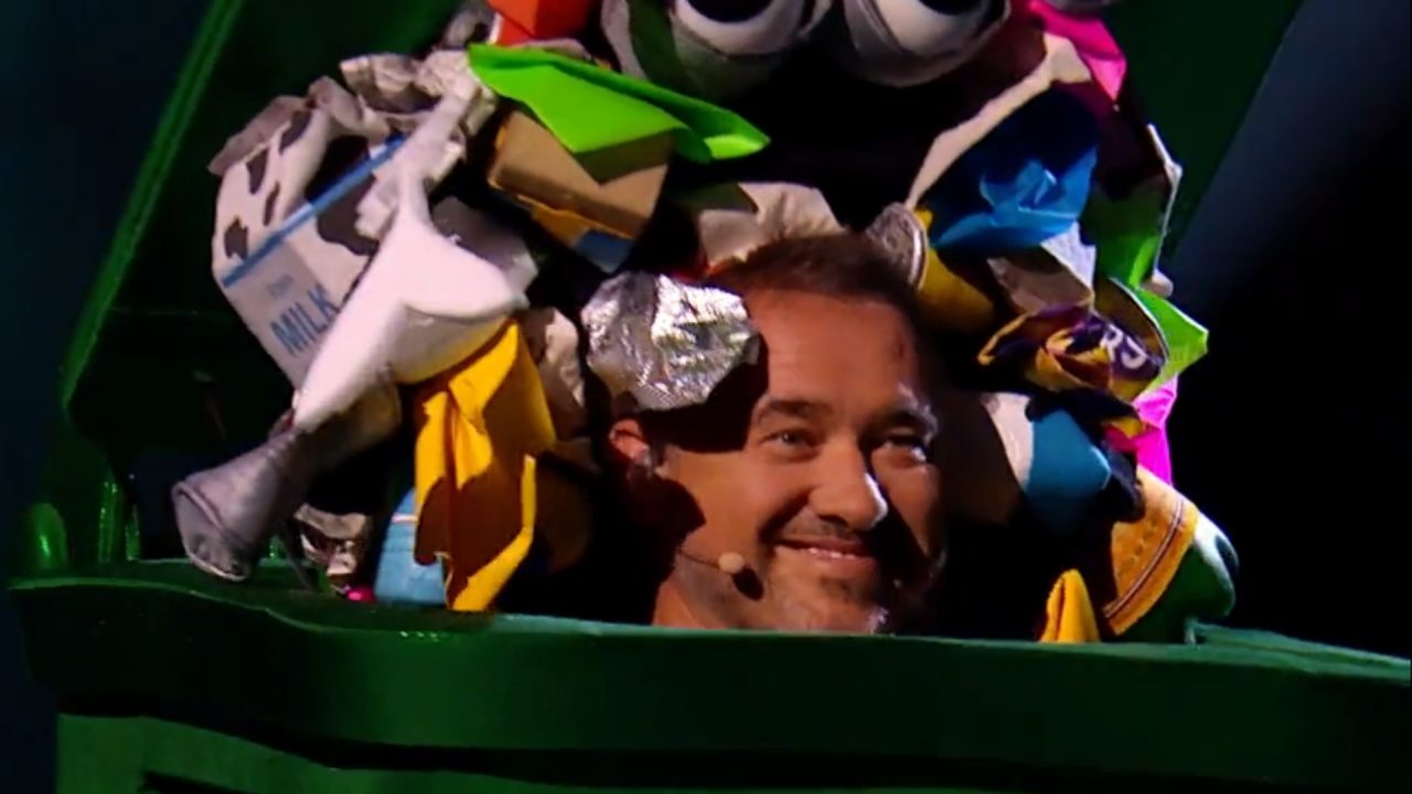 Scots snooker player Stephen Hendry revealed as Rubbish on The Masked Singer