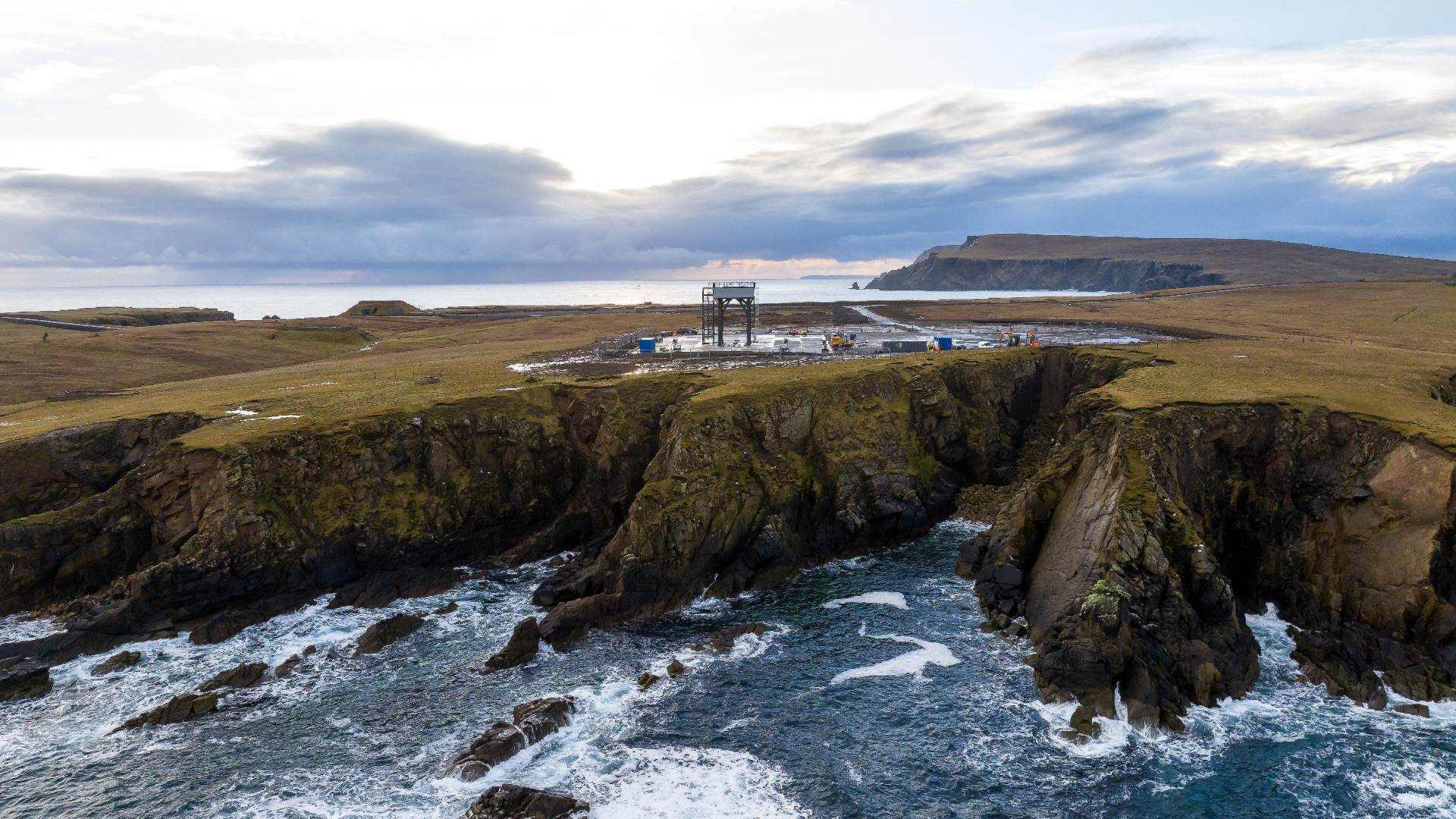 SaxaVord Spaceport is the UK’s first vertical satellite launch facility and ground station located at Lamba Ness in Unst, Shetland. 