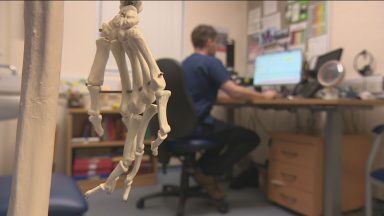 NHS recruitment targets unlikely to be met says watchdog