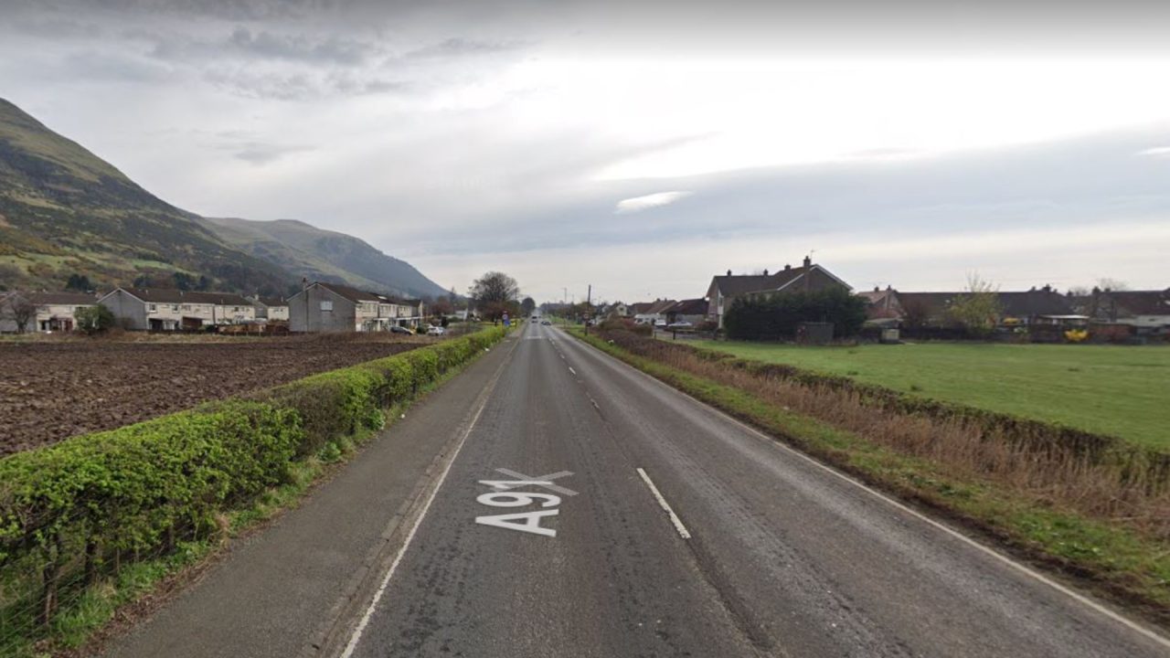 Man fighting for life and three in hospital after three-car crash on A91 Clackmannanshire