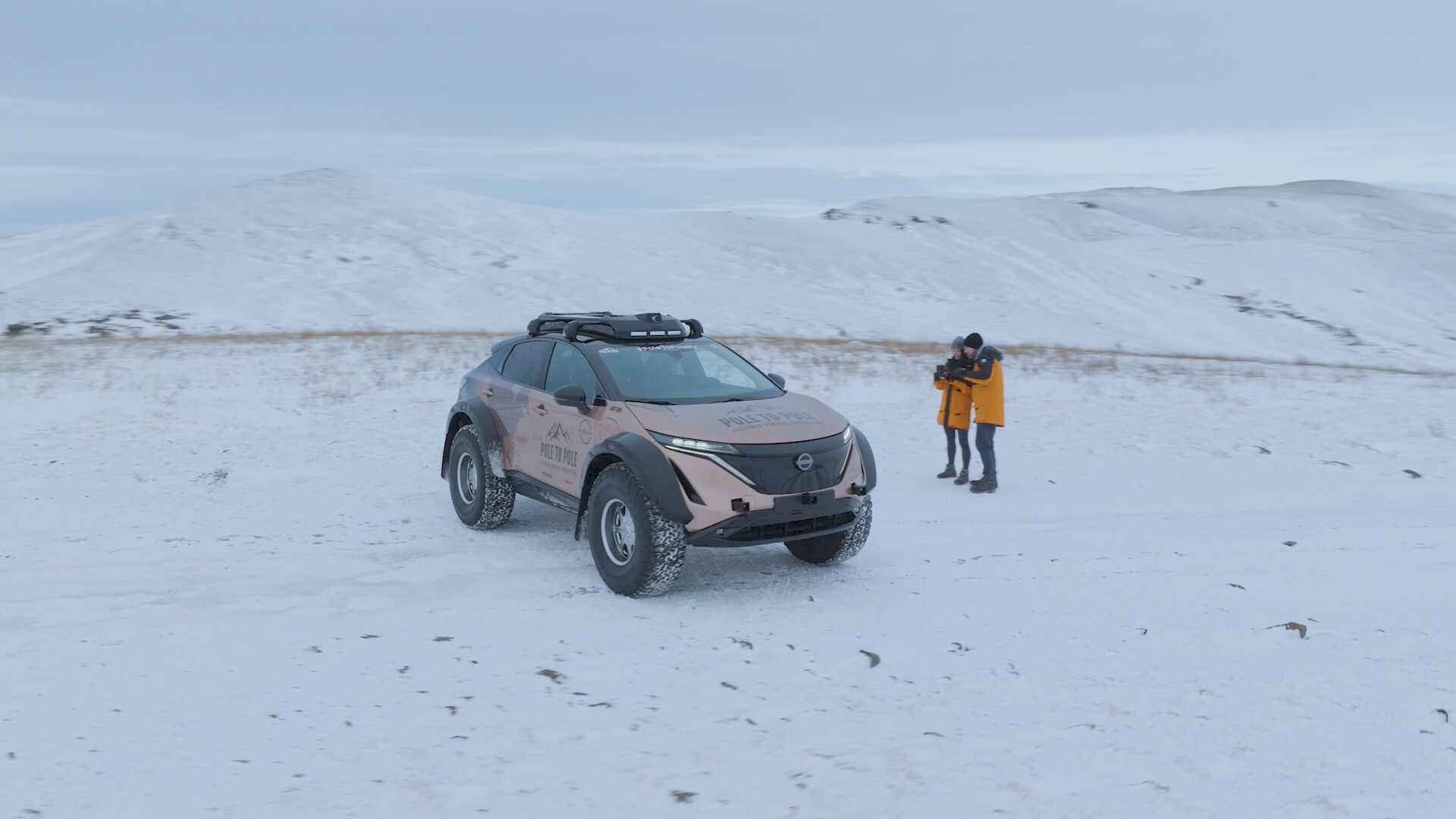 Chris and Julie Ramsay will drive from the North Pole to the South Pole.