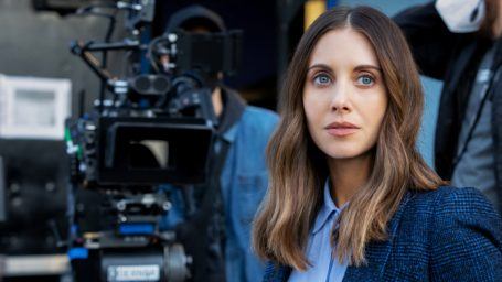 Alison Brie streaks nude through hotel to 'shock' husband Dave Franco