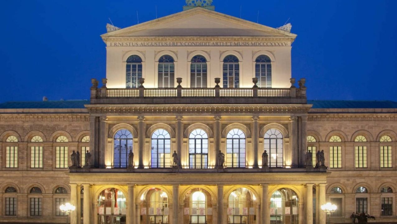 German ballet director issues apology after smearing faeces on critic’s face