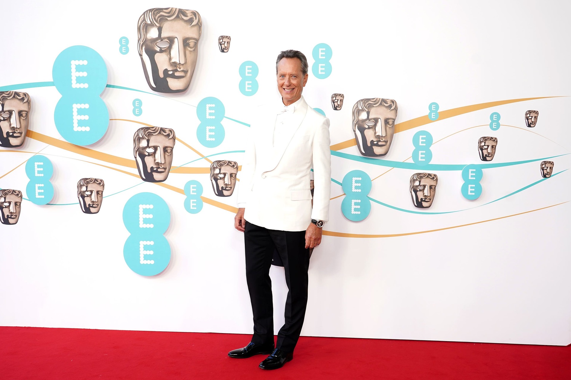 Richard E Grant