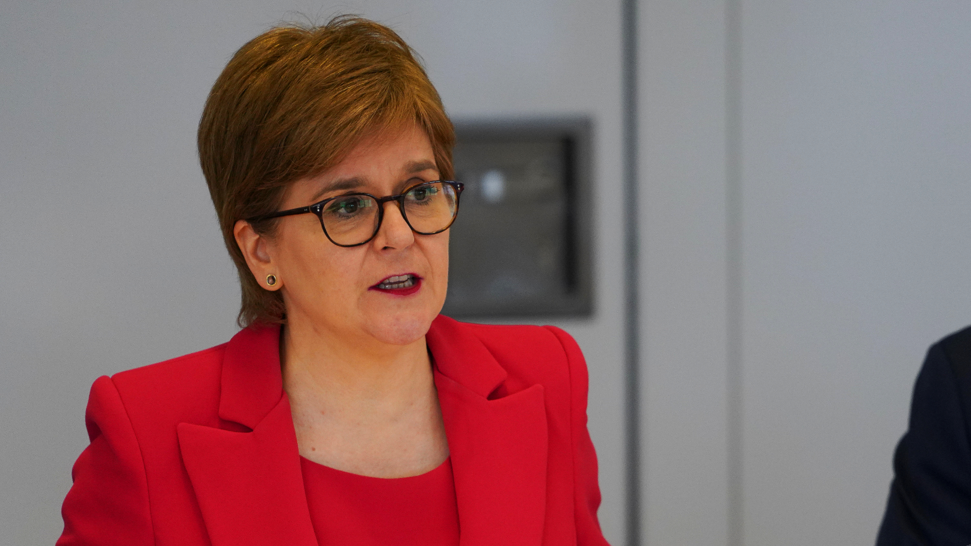 Nicola Sturgeon said the issue of rape and sexual assault convictions should go 'beyond party lines'.