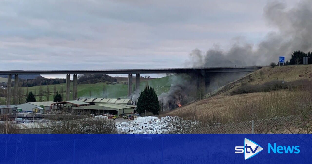 Stretch of M90 closed in both directions after explosion at Perth