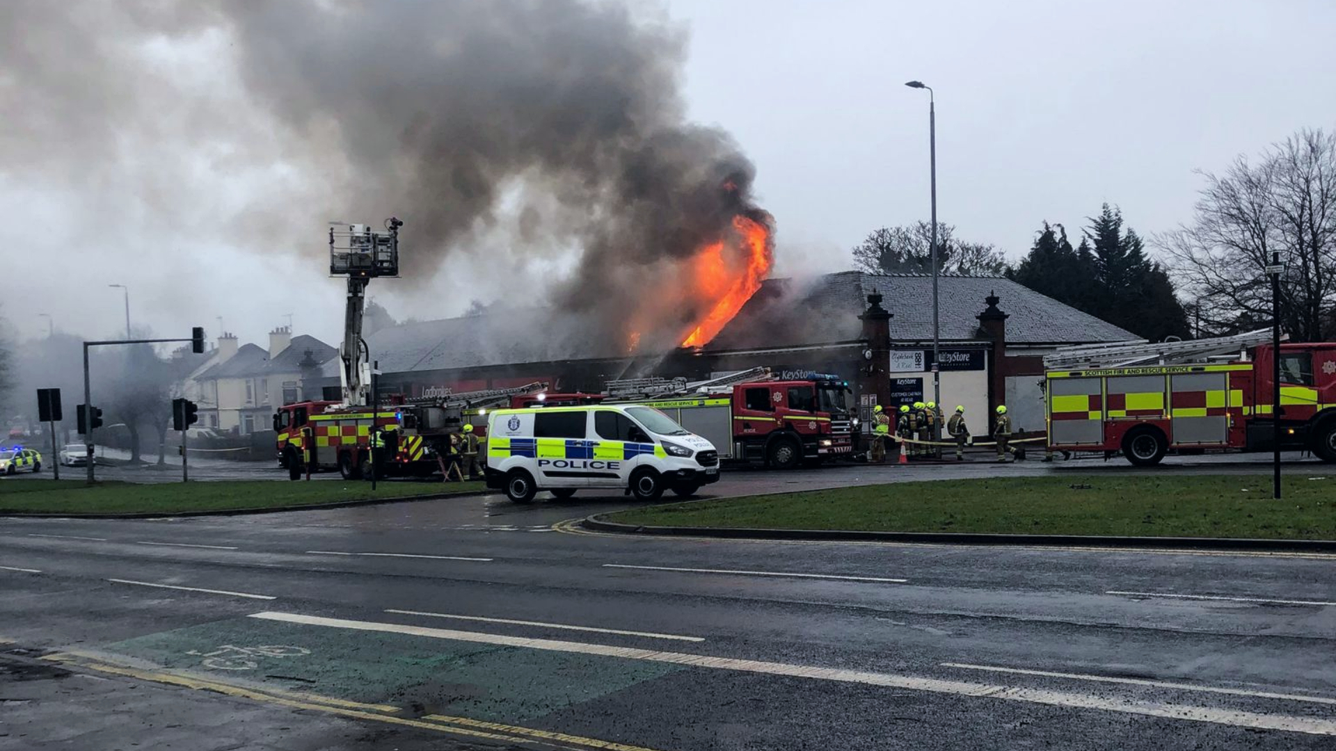 Five appliances were sent to Freddies Food Club as police directed morning commuters away from the area.