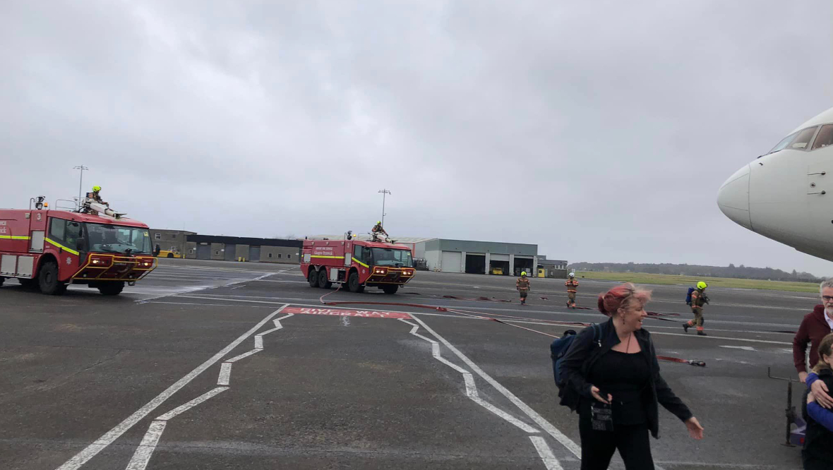 The flight landed safely at Prestwick Airport. 