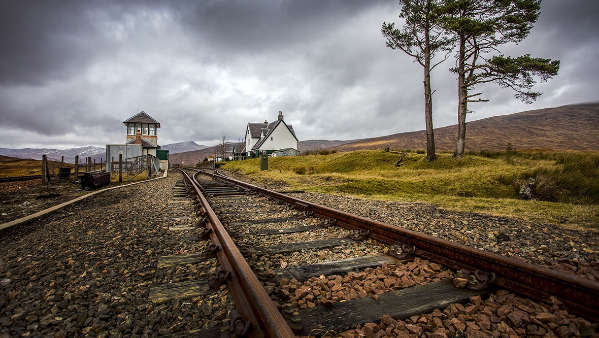 Remote Corrour Station House in area made famous by Trainspotting looking for staff