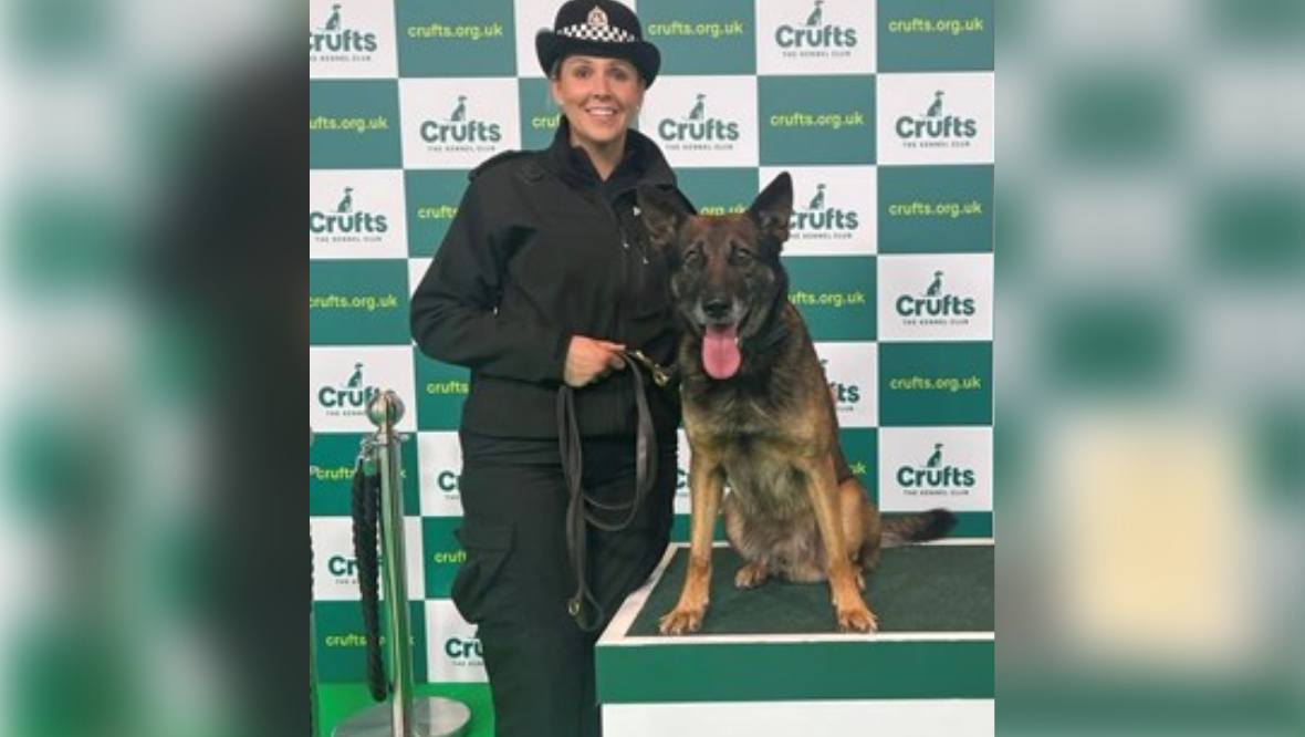 Officer with broken foot searched for missing woman ‘on hands and knees’ wins Crufts award