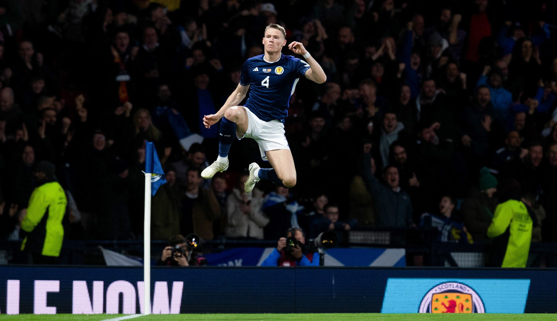 Scott McTominay celebrates his first after making it 1-0 during with an early first half strike. (Photo by Craig Foy / SNS Group)